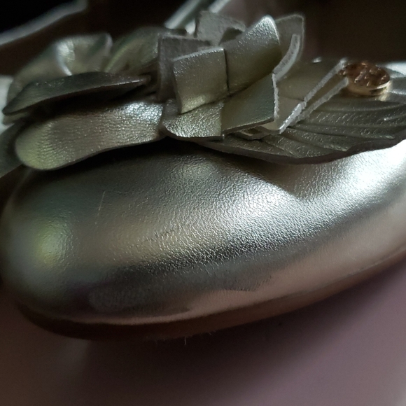 Tory Burch gold flats (9) - Picture 8 of 8